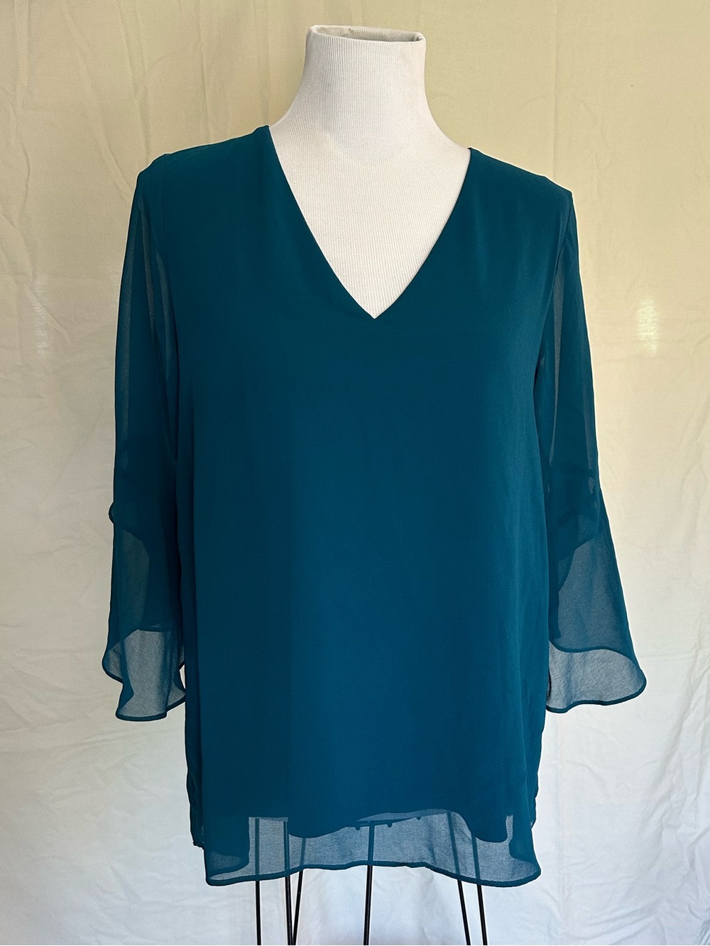 Calvin Klein Teal V-Neck Sheer Sleeve Blouse flowy medium lined bohemian